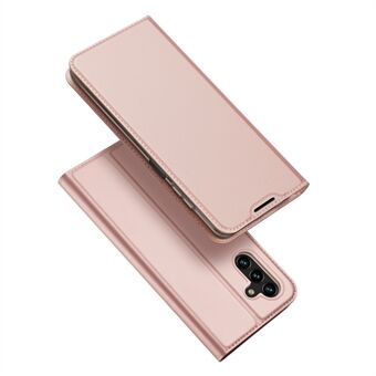 DUX DUCIS Skin Pro -sarjan iskunkestävä automaattisesti sulkeutuva magneettinen PU-nahkainen Stand Flip-suojakuori yhdellä korttipaikalla Samsung Galaxy A13 5G / A04s 4G (164,7 x 76,7 x 9,1 mm)