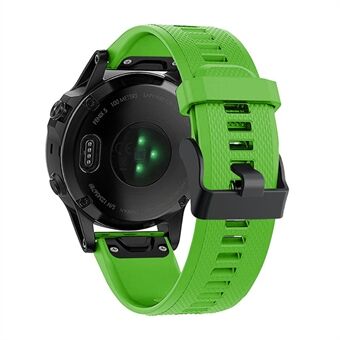 Garmin Fenix 7 rannekkeelle Quick silikonisäädettävä kellohihna mustalla soljella